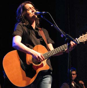 Brandi Carlile 6-3-07 Portland Aladdin (small)