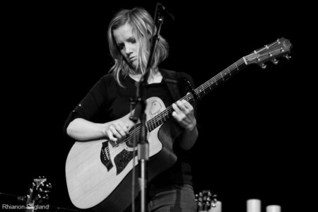 Katie Herzig 2704