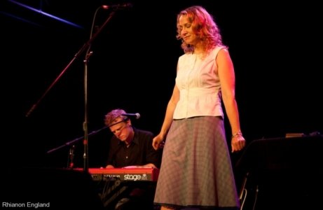 Joan Osborne 3845