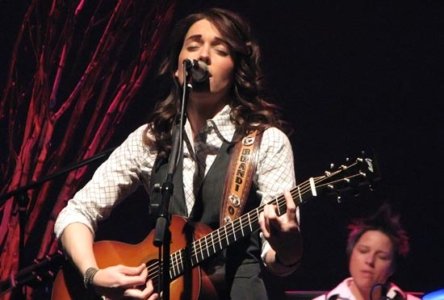 Brandi Carlile - Bellingham 5940