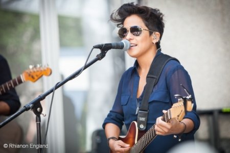 Vicci Martinez 0086
