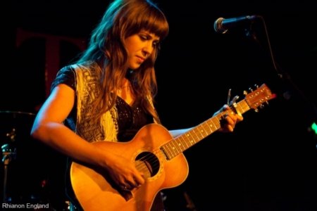Serena Ryder 4/8/10 Tractor Tavern