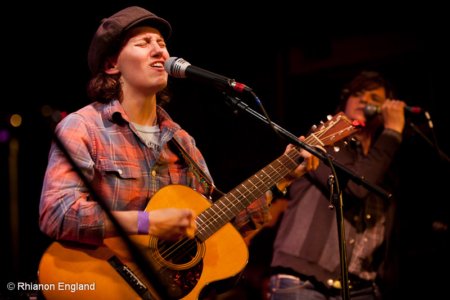 Lindsay Fuller and Amy Ray 9000