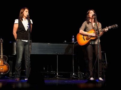 Brandi and Tiffany Carlile - triple door-181
